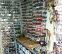 Mur de bijoux et accessoires